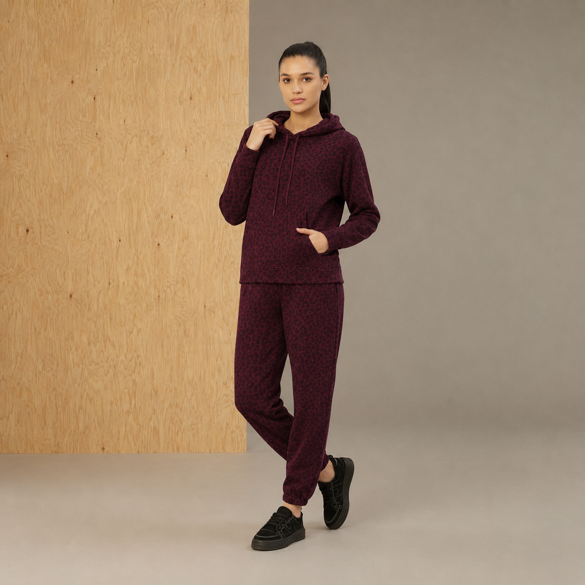 Women Wine Leopard Print Polar Fleece Hood Co-Ord Set