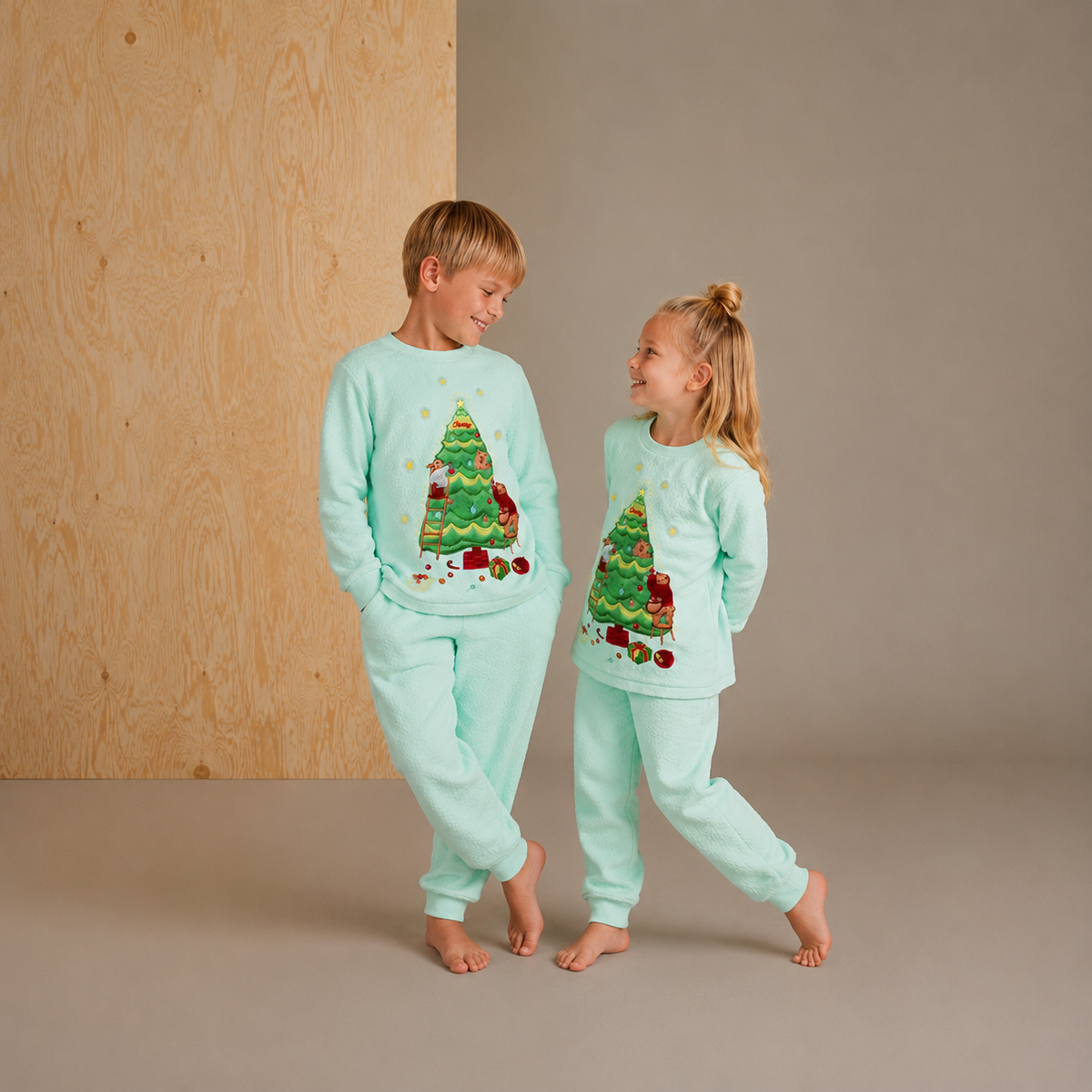 Mint Solid Applique Sweet Stylish X-Mas Nightsuit